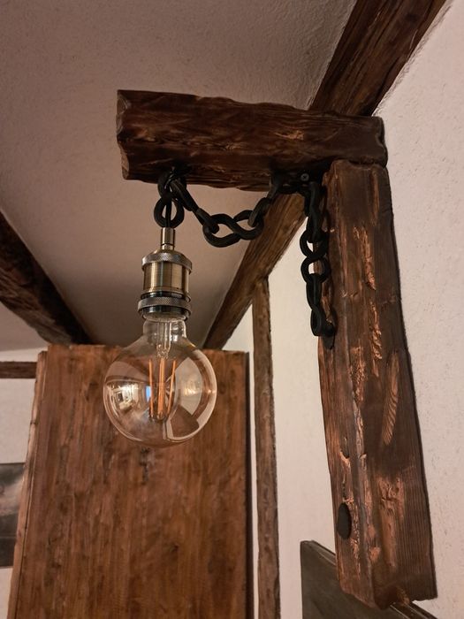 Полилей от дърво