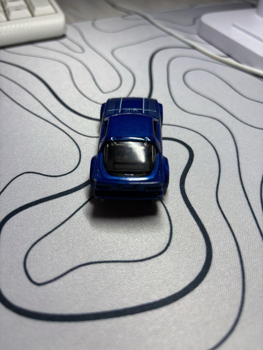 Машина хот вилс ориг