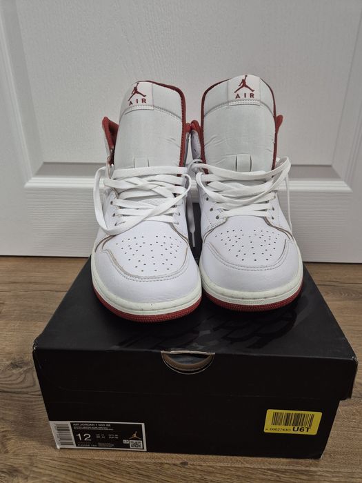 Air Jordan 1 Mid SE "Dune Red"