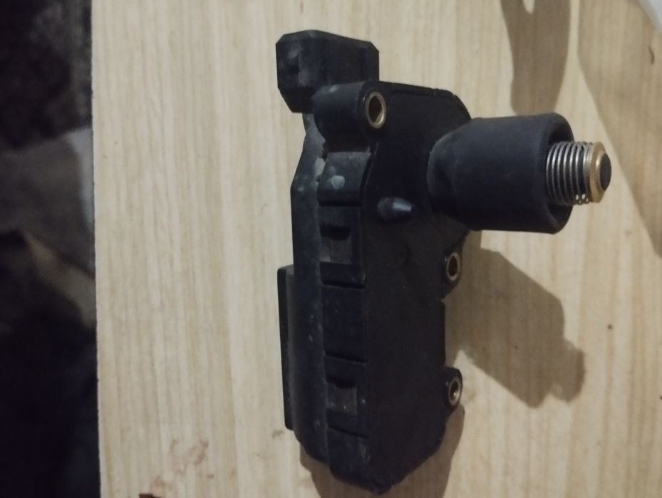 Запчясти Фольксваген и панель Мазда птичка