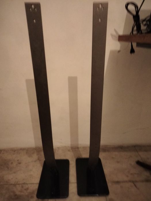 Стойки для колонок