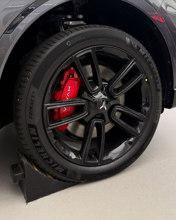 Voyah Free HYBRID 4WD 200km/318 km От 36,500/41,500 В наличии в Ташкен