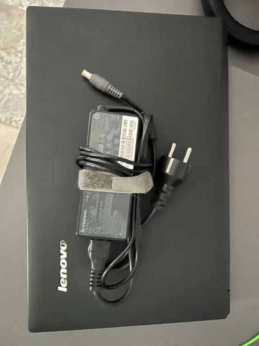 Laptop Lenovo B590 + căști JBL cadou