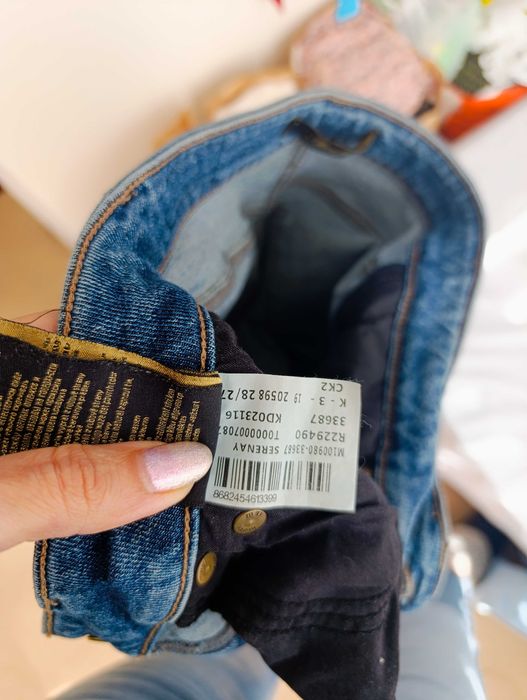 Продам женские брюки джинсы