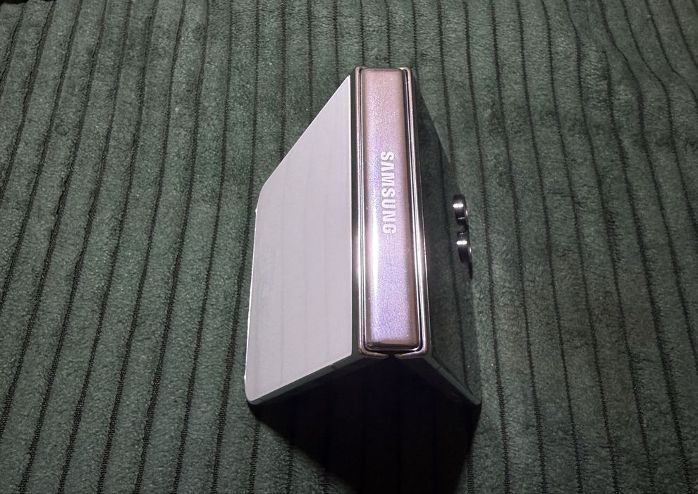 Samsung Z Flip 5 256gb