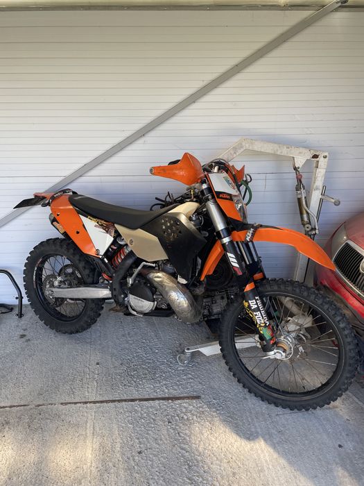 Motocicleta Endurocross.