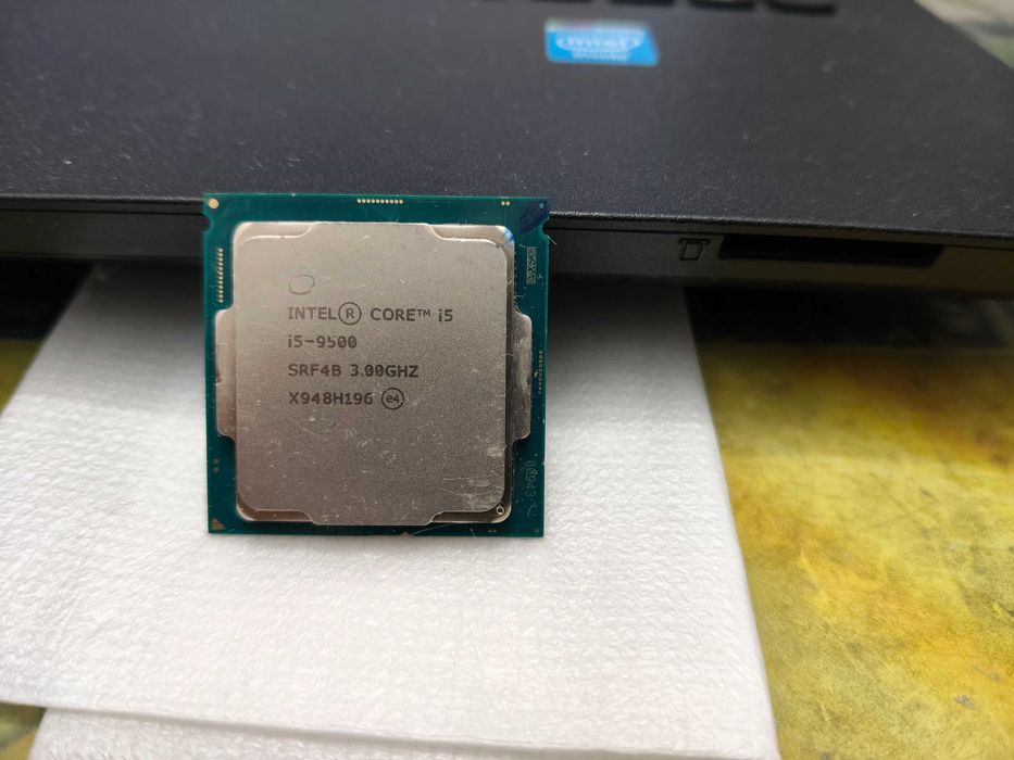 Procesor I5 9500 socket 1151 v2