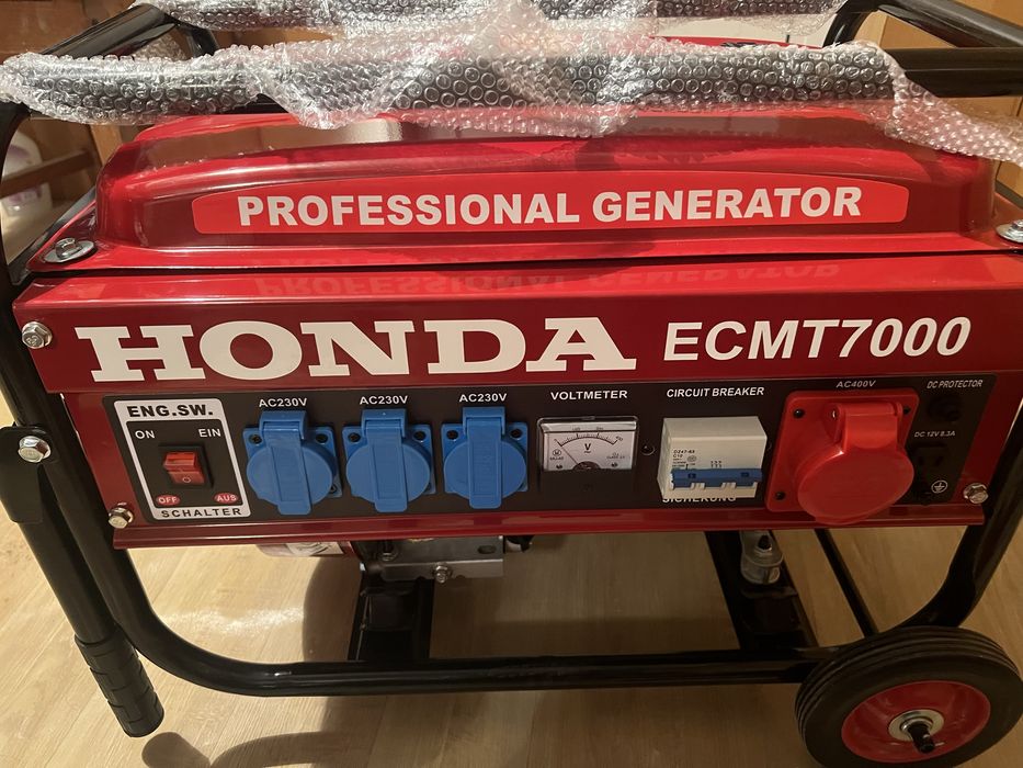 Бензинов трифазен генератор HONDA ECMT 7000,