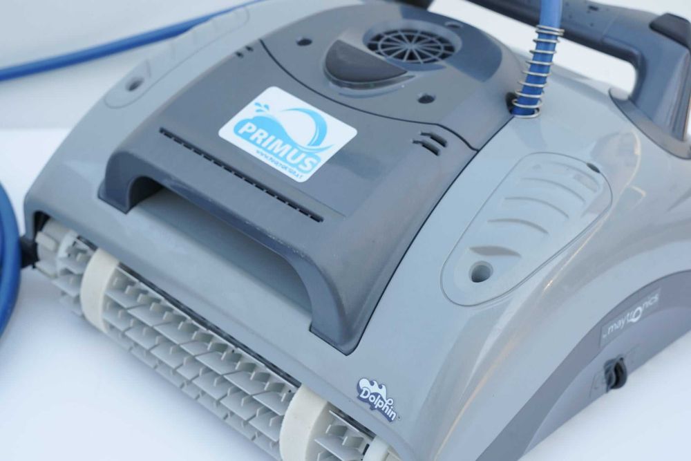 Robot de curățare pentru piscină Dolphin Primus