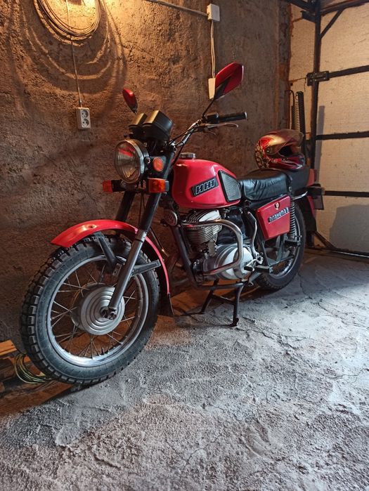 Продам мотоцикл ИЖ - Планета 5