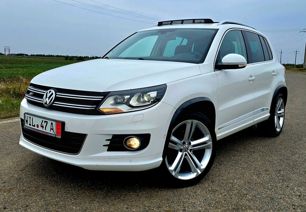 Volkswagen Tiguan R-Line (2013)  Full Options  4MOTION  DSG  158.000 km !!!