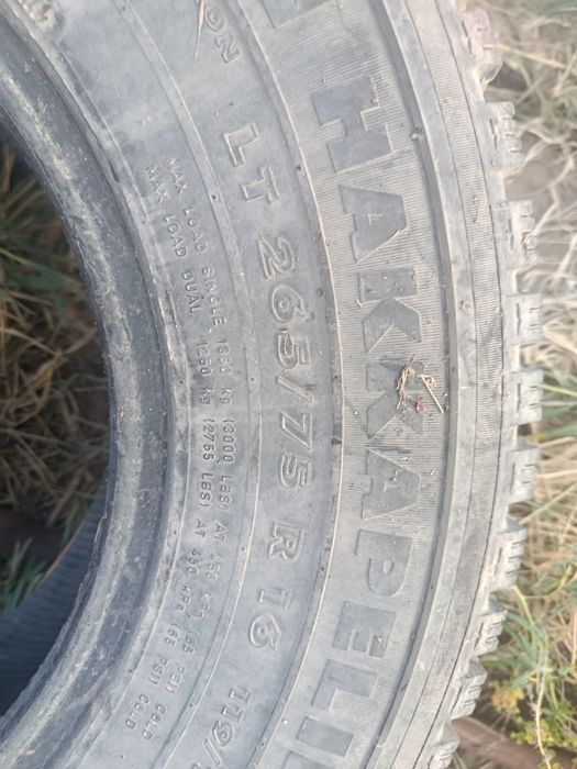 Продам резину зима шиповка