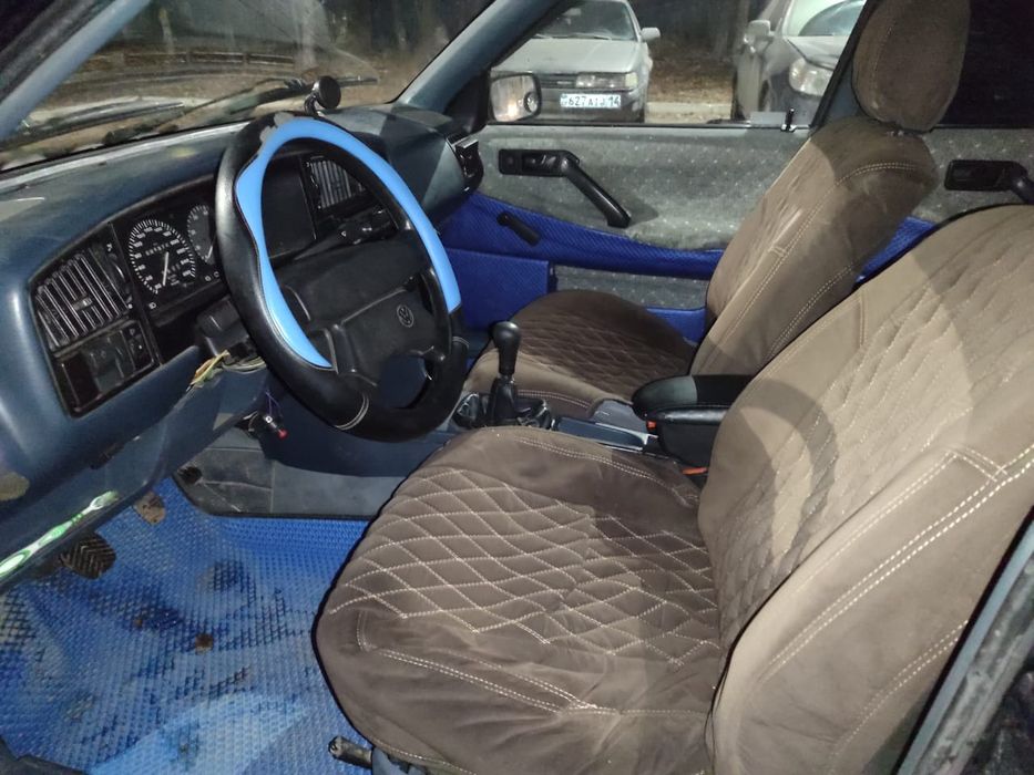 Продам  машину  срочно