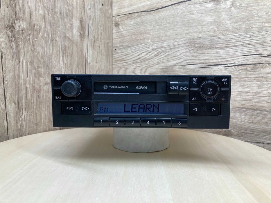 Radio casetofon ALPHA [BETA GAMMA] golf passat touran jetta polo tiguan caddy