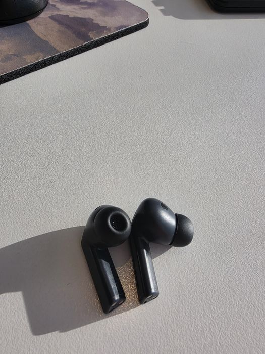 Продам наушники от Samsung galaxy buds3 FE.