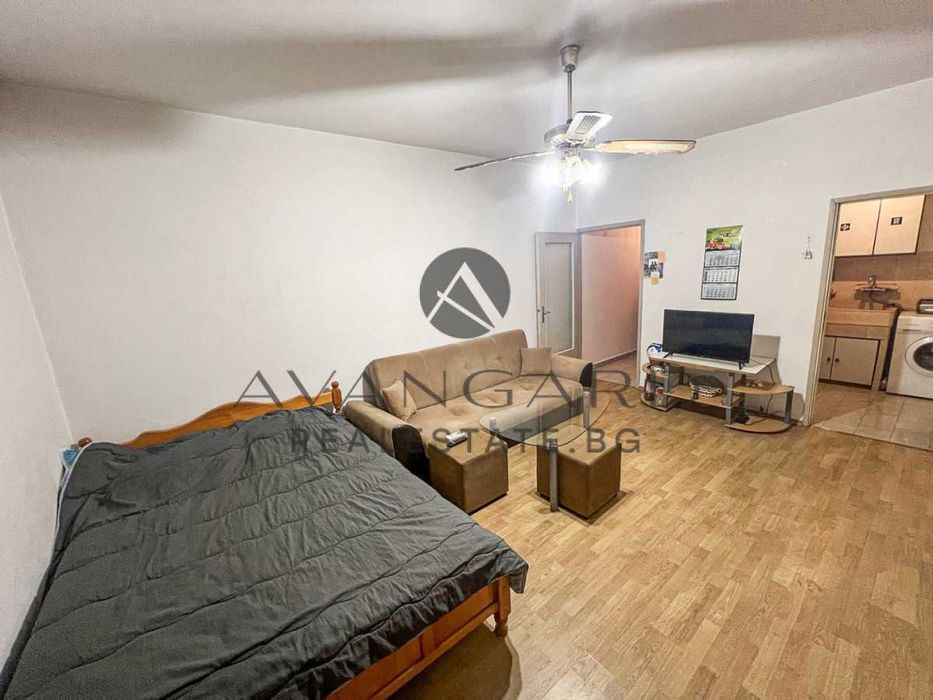 Продава се Едностаен апартамент в Пловдив, Тракия - 36 кв.м за 1695 €/кв.м - Снимка #1
