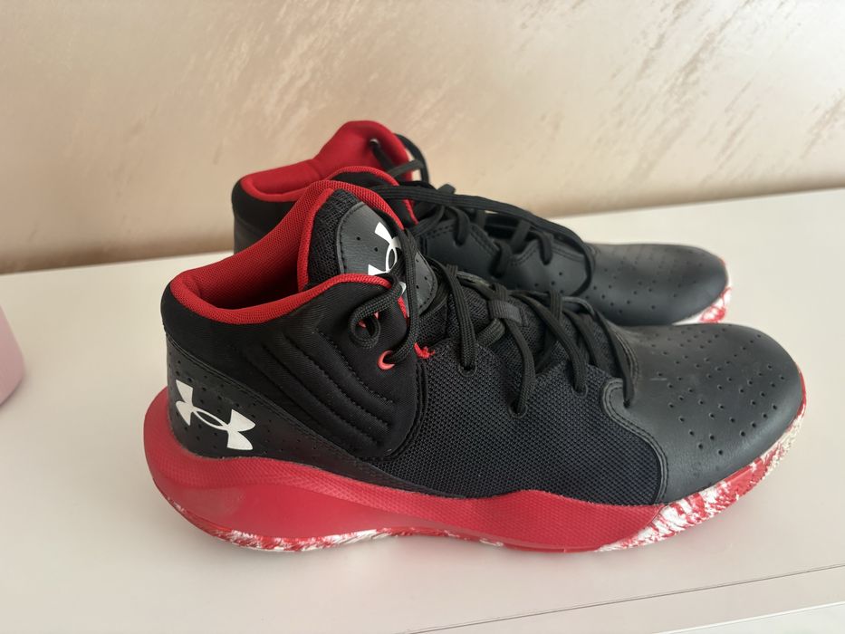 Маратонки Under Armour