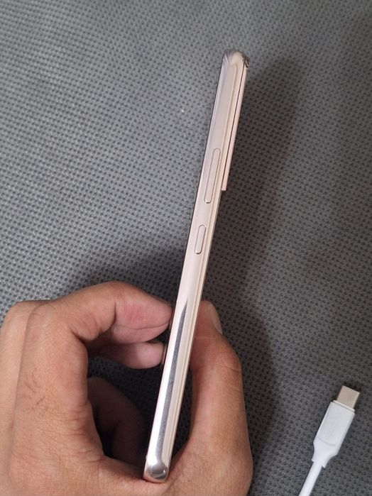 samsung s22 128/8