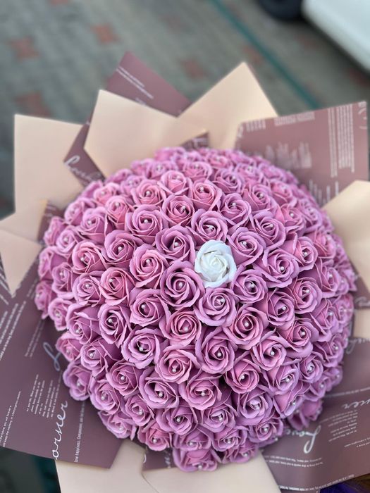 Buchete și aranjamente