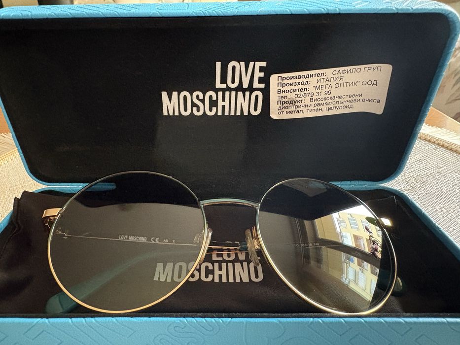 Love Moschino оригинални слънчеви очила