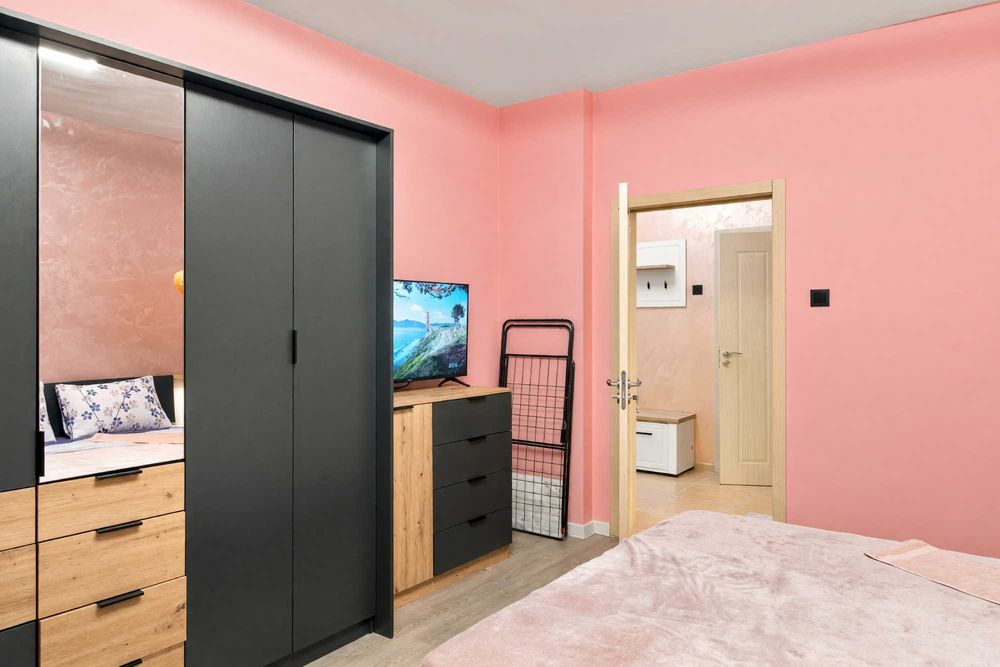 Дава се под наем Тристаен апартамент в Пловдив, Кършияка - 74 кв.м за 750 € - Снимка #1