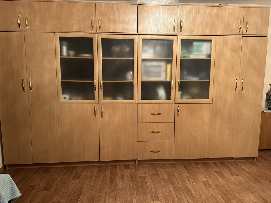 Продам шкаф