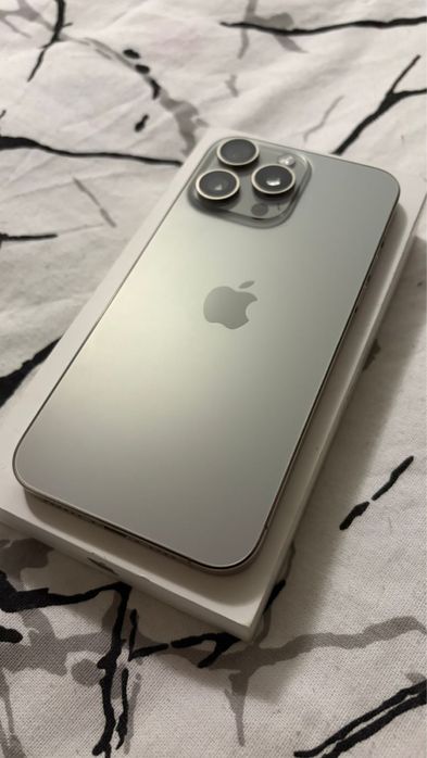 Iphone 15 Pro Max 512 гб, серый