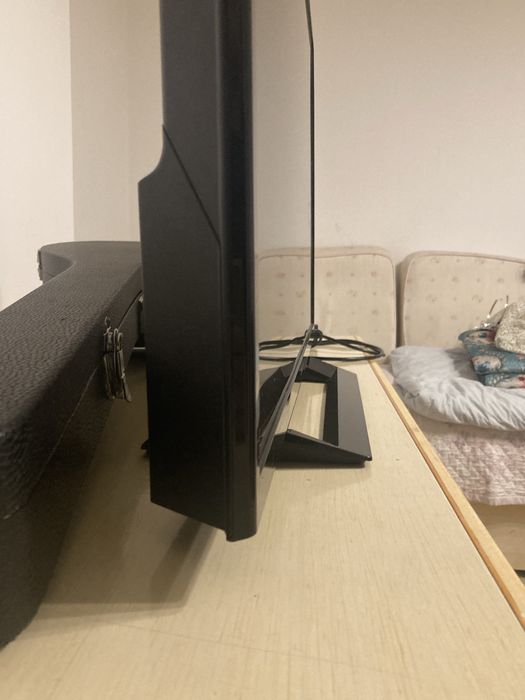 продаю телевизор SONY