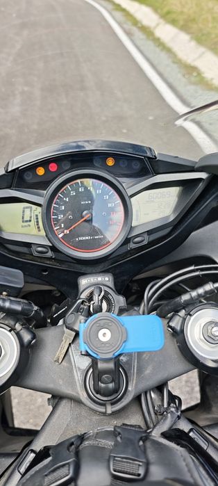 Vând honda VFR 1200f