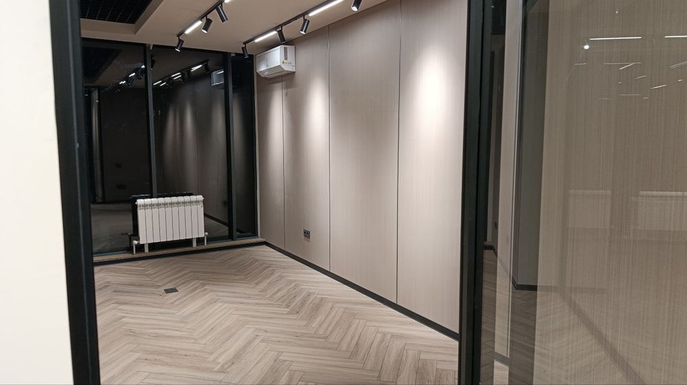 Аренда офиса 92м2 в бизнес центре. Ориентир мост Аэропорт