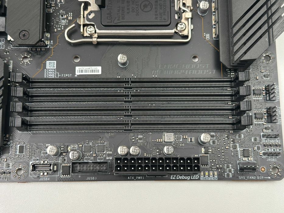MSI MAG Z690 Tomahawk WI-FI DDR5