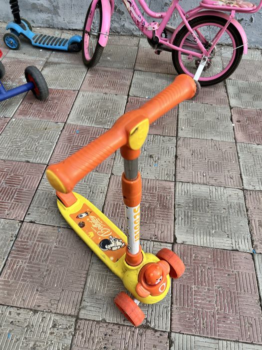Продам самокат детский