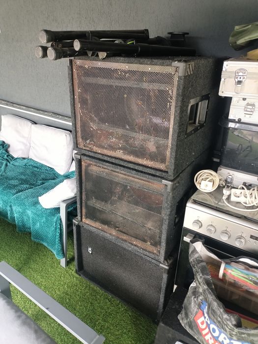 Vand două incinte de 15 țoli se dau cum se vede in poza