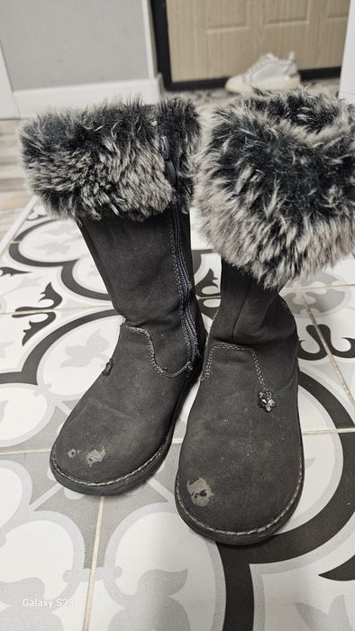 Продам сапоги для девочки