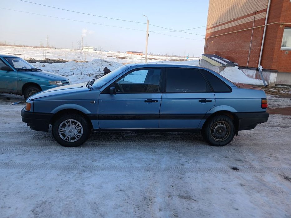Volkswagen Passat B3 sedan