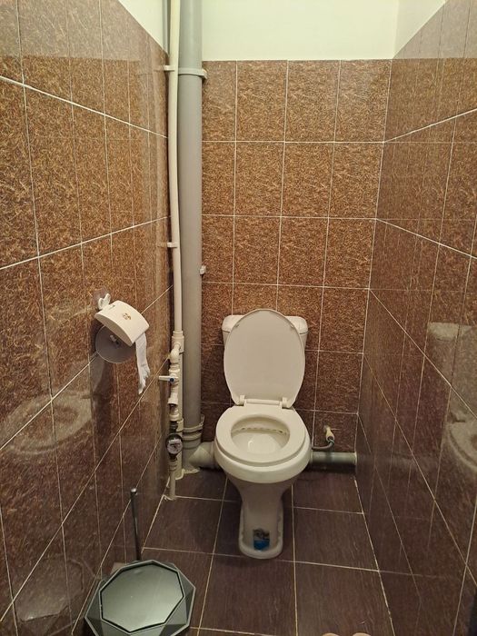 Наманган Шахар, 2 микраён Тукувчи махалласи, 8 уй 24 хонадон, 2 этаж,