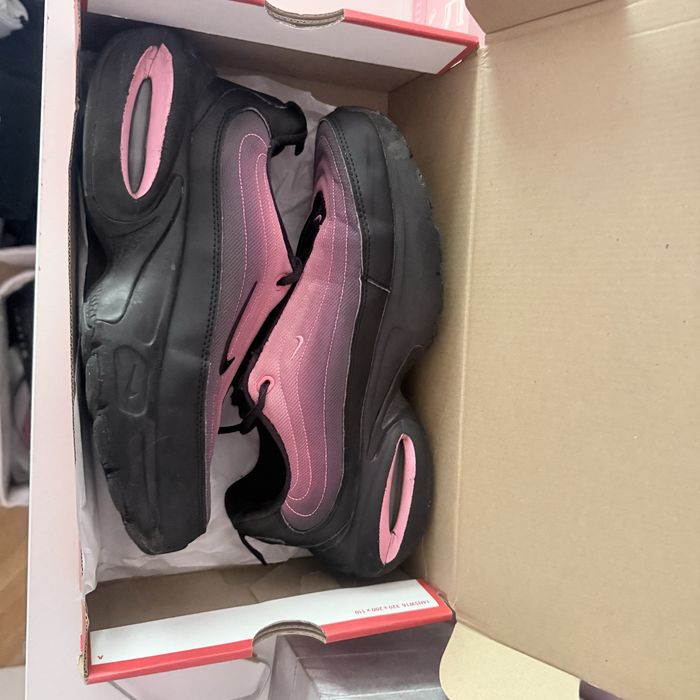 Маратонки Nike Air Max Portal Черно Розово 39
