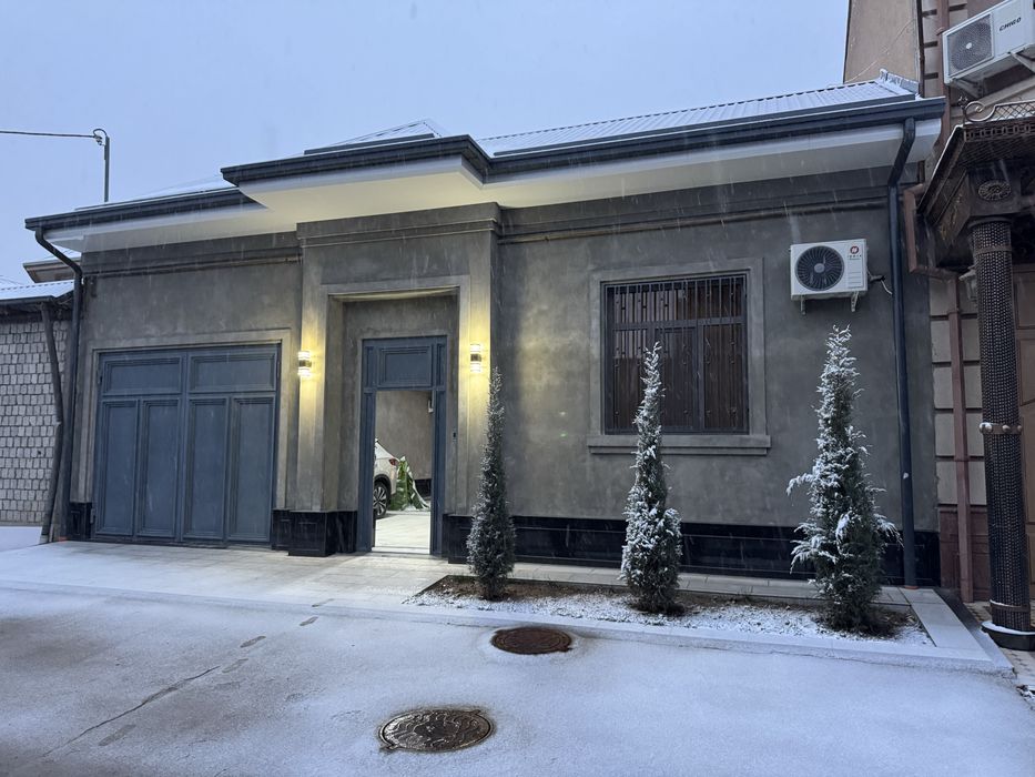 Ohunboboev 3.2 sotx hovli sotiladi