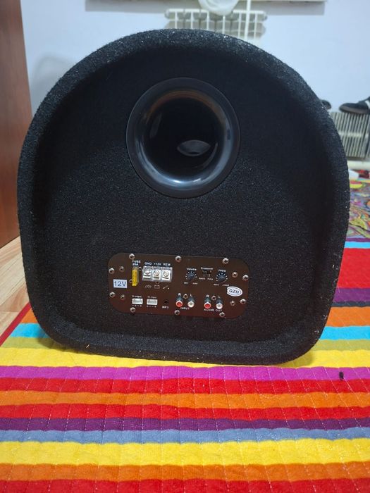 Сабуфер и усилитель