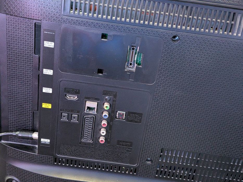 Televizor Smart 32" / 80 cm Samsung UE32H5500