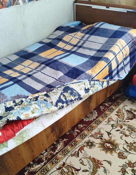 Продам кровать в хорошем состоянии