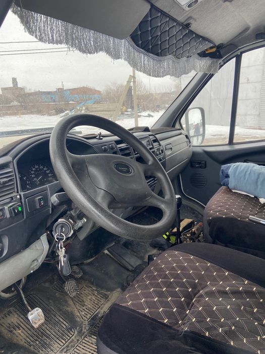 Продам газель тентованую