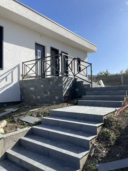 Продава се Къща в с. Белащица, Област Пловдив - 262 кв.м за 1222 €/кв.м - Снимка #4