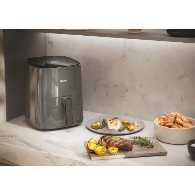 Нов фритюрник с горещ въздух Air Fryer Haier 5 литра