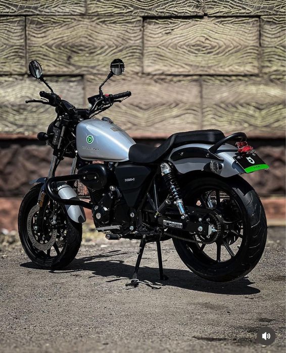 Продам новый мотоцикл ducni  dc 250-c