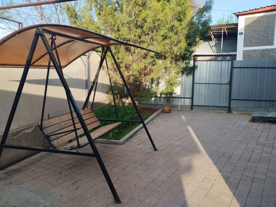 Продам дом 9 соток.