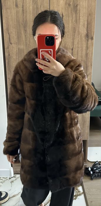 Продам норковую шубу