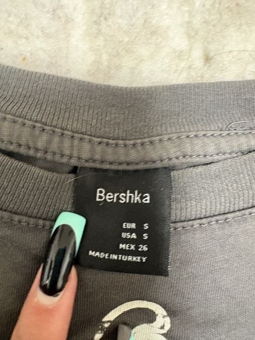 Футболка Bershka