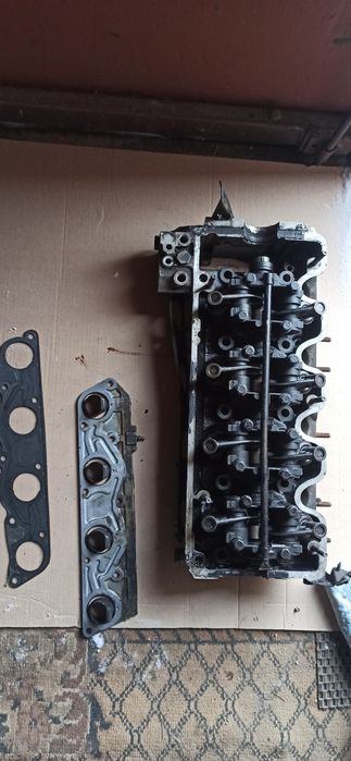 Головка 102 двигатель  мерседес