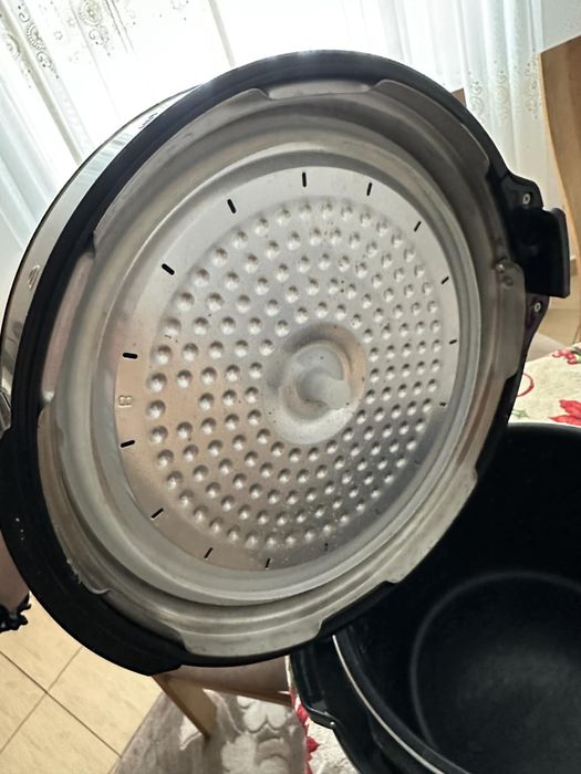 Vand multicooker MYRIA